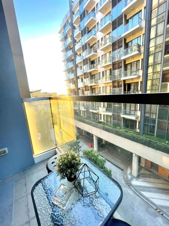 Lovely Unit With Free Wi-Fi & Netflix I Across Naia T3 Airport Манила Екстериор снимка