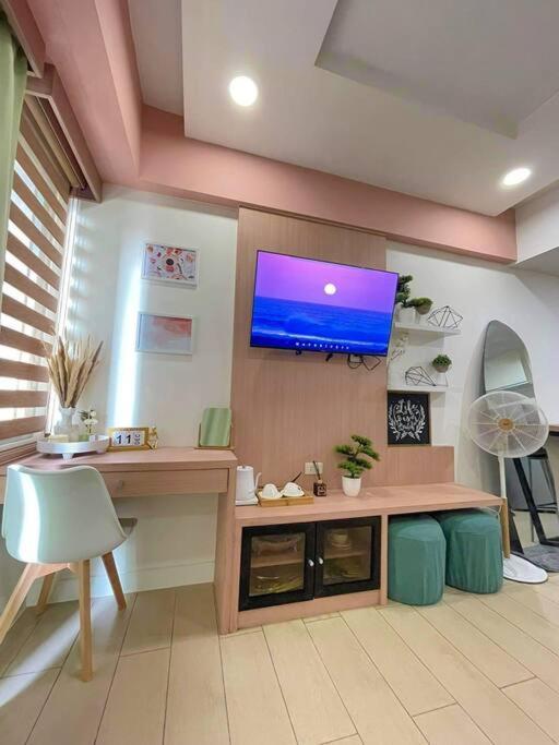 Lovely Unit With Free Wi-Fi & Netflix I Across Naia T3 Airport Манила Екстериор снимка