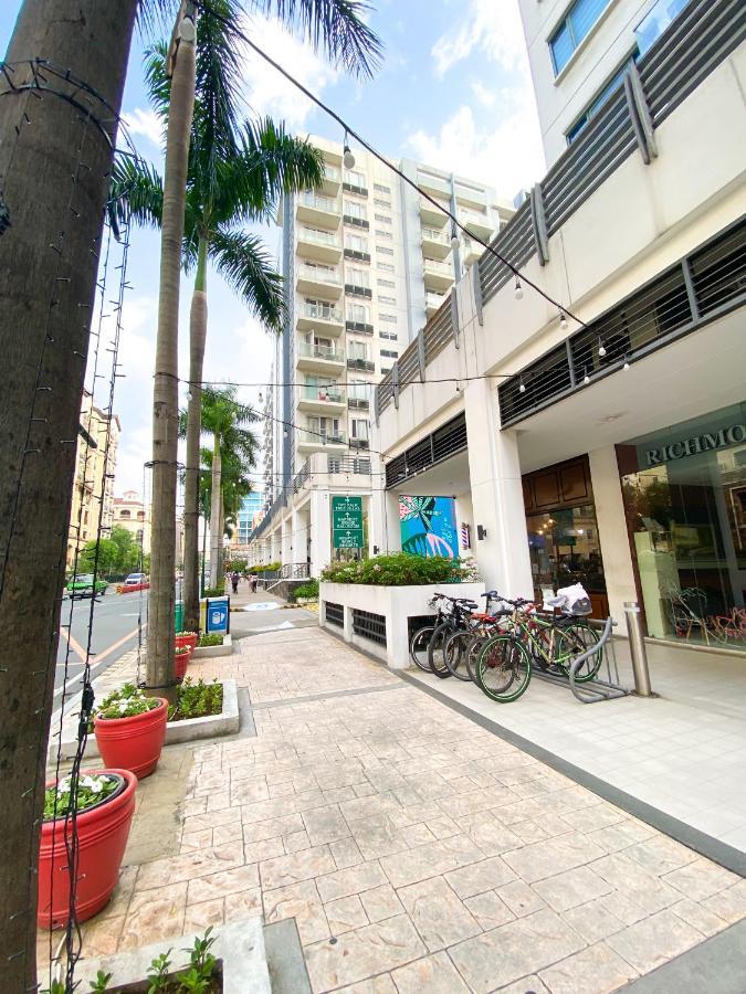Lovely Unit With Free Wi-Fi & Netflix I Across Naia T3 Airport Манила Екстериор снимка