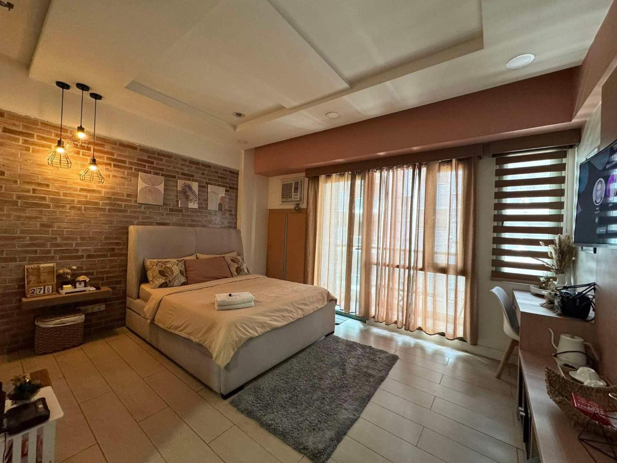 Lovely Unit With Free Wi-Fi & Netflix I Across Naia T3 Airport Манила Екстериор снимка